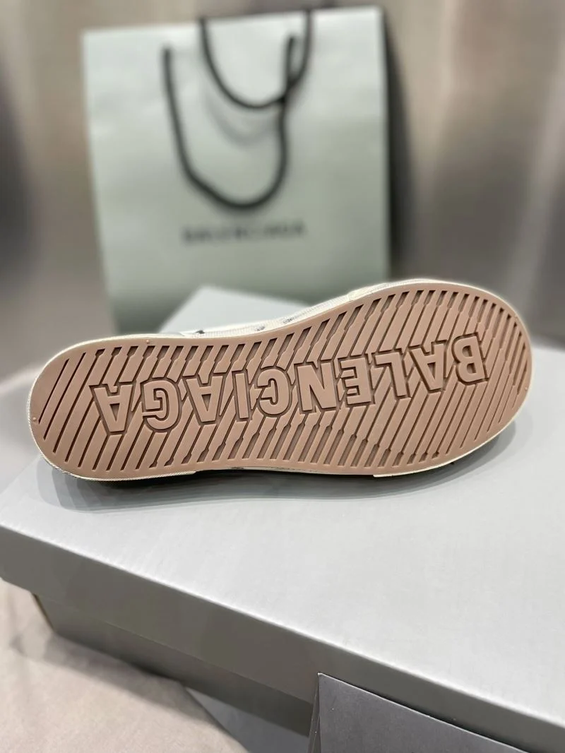 Balenciaga Low Shoes Classic 16711