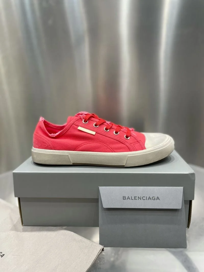 Balenciaga Low Shoes Comfortable 16707