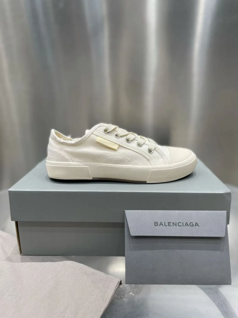 Balenciaga Low Shoes ZipUp 16703