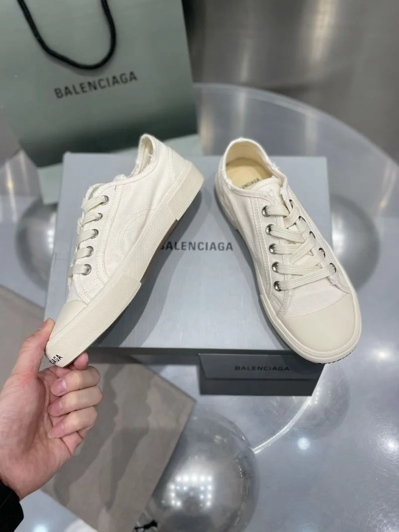 Balenciaga Low Shoes ZipUp 16703