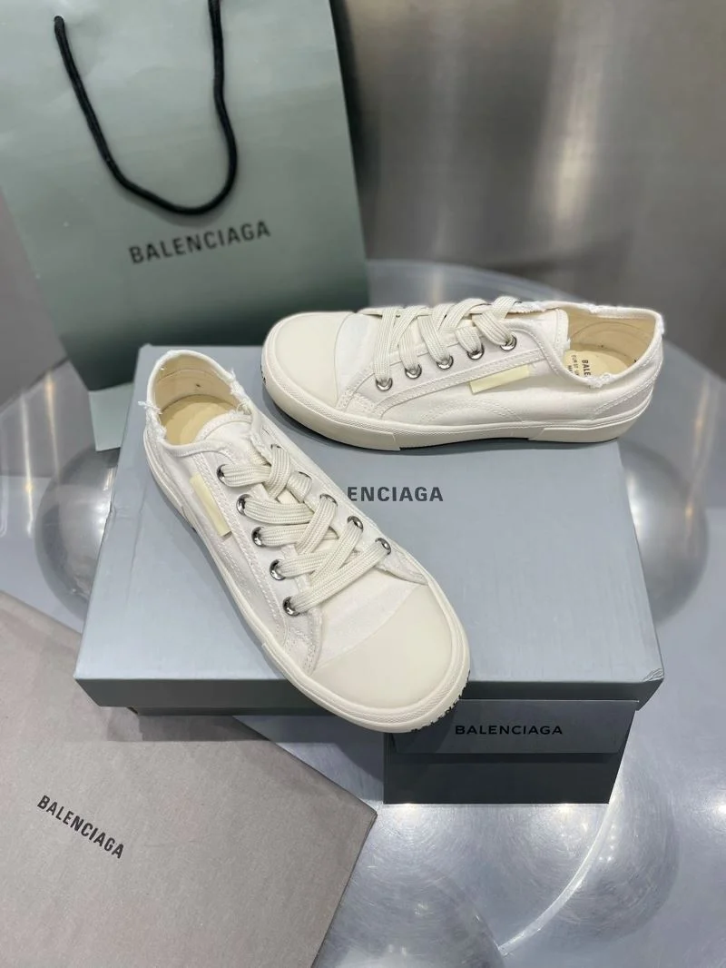 Balenciaga Low Shoes ZipUp 16703
