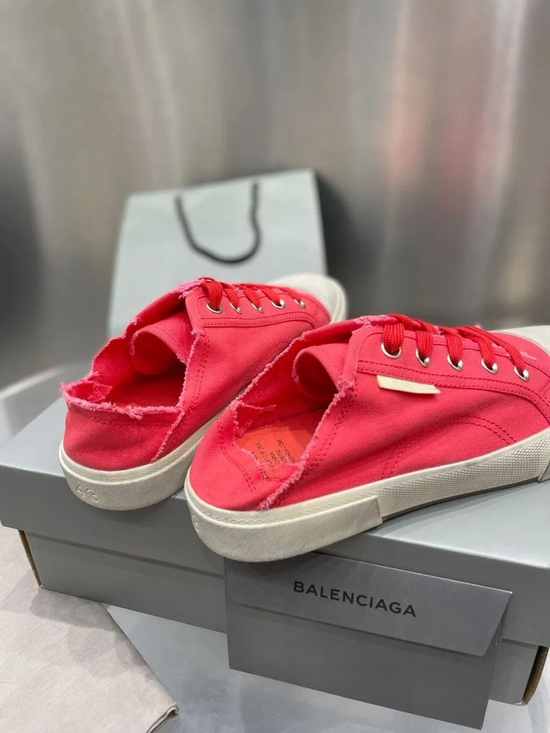 Balenciaga Low Shoes Thermal 16760