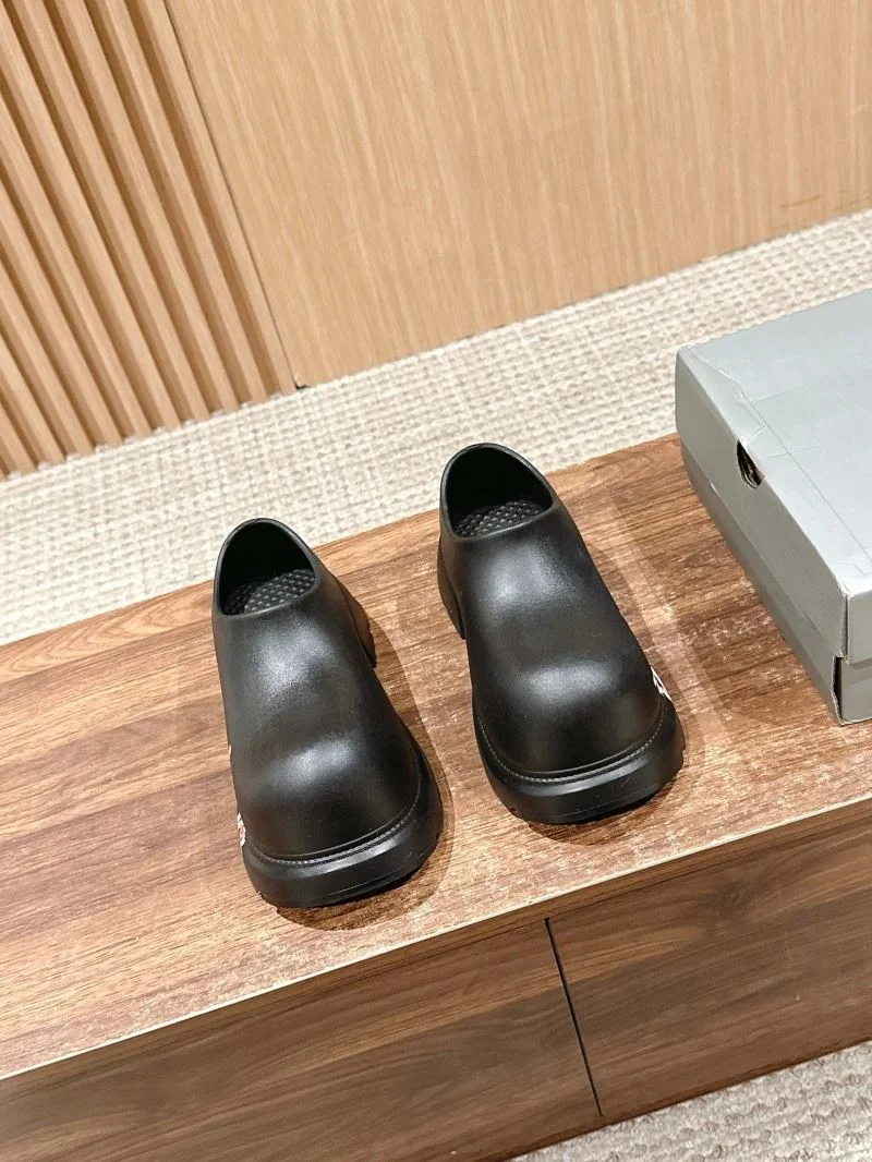 Balenciaga Low Shoes Modern 16723