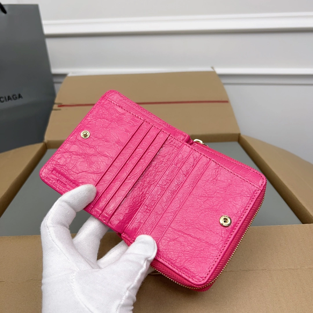 Balenciaga Magenta Retro Leather Wallet with Card Compartments HighPerformance 60855