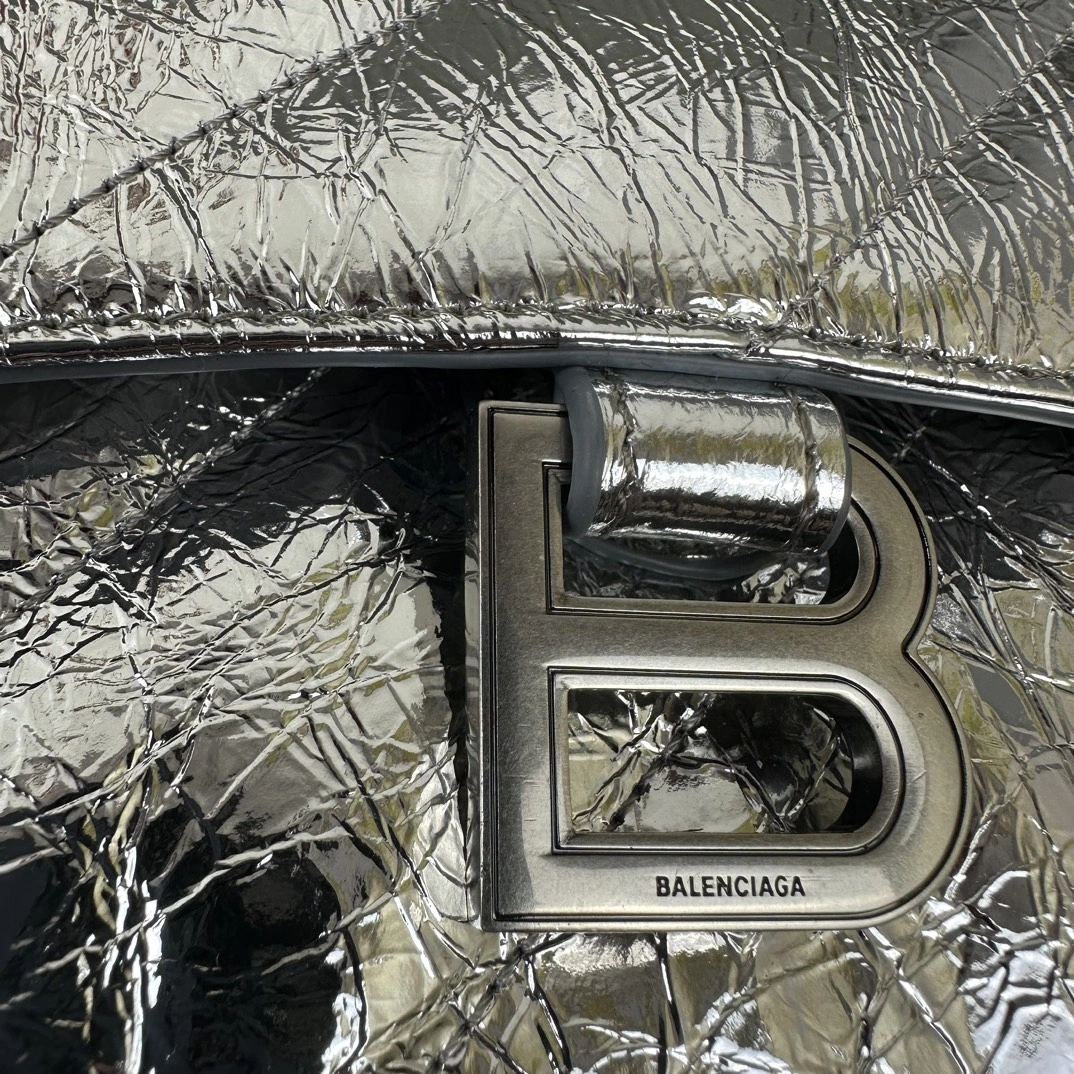 Balenciaga Medium Silver Crush Hourglass Chain Bag EasyMatch 60939