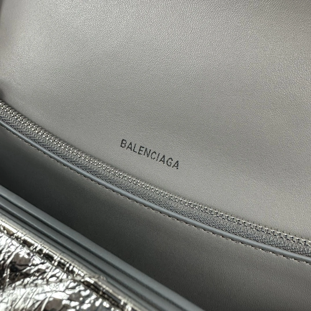 Balenciaga Medium Silver Crush Hourglass Chain Bag EasyMatch 60939