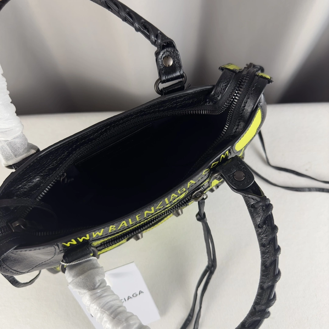 UrbanStyle Balenciaga Mini City Graffiti Lambskin Handcrafted Bag 24cm 61000