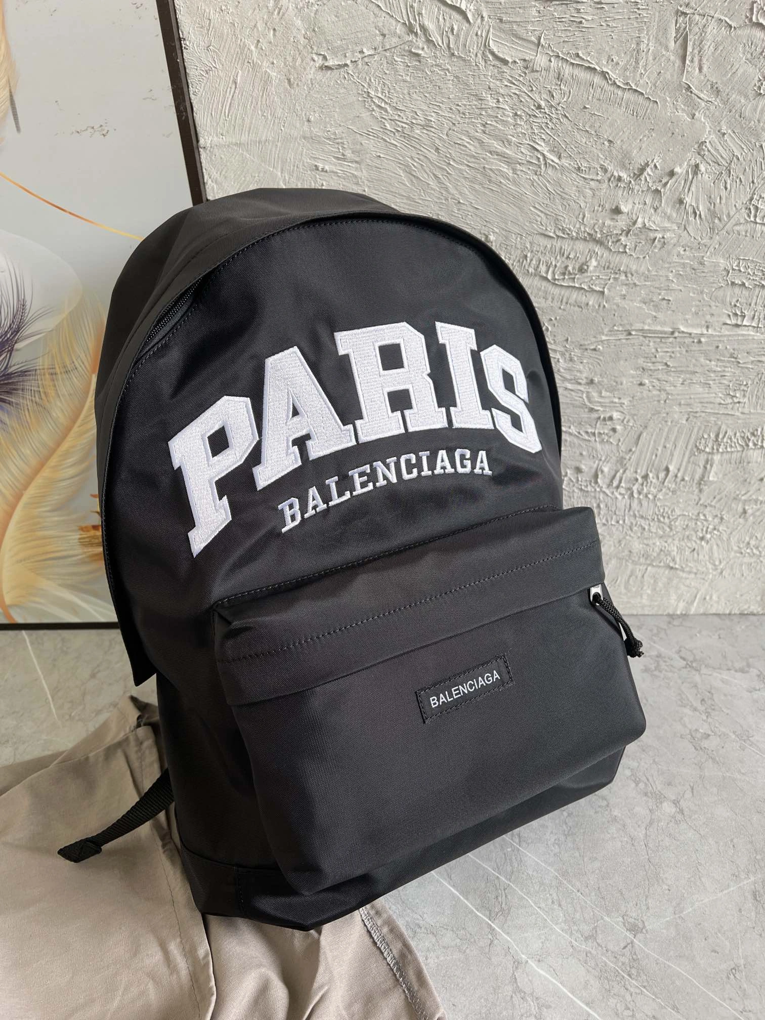 Balenciaga  High-End Unisex Shoulder Backpack SunProtective 61066