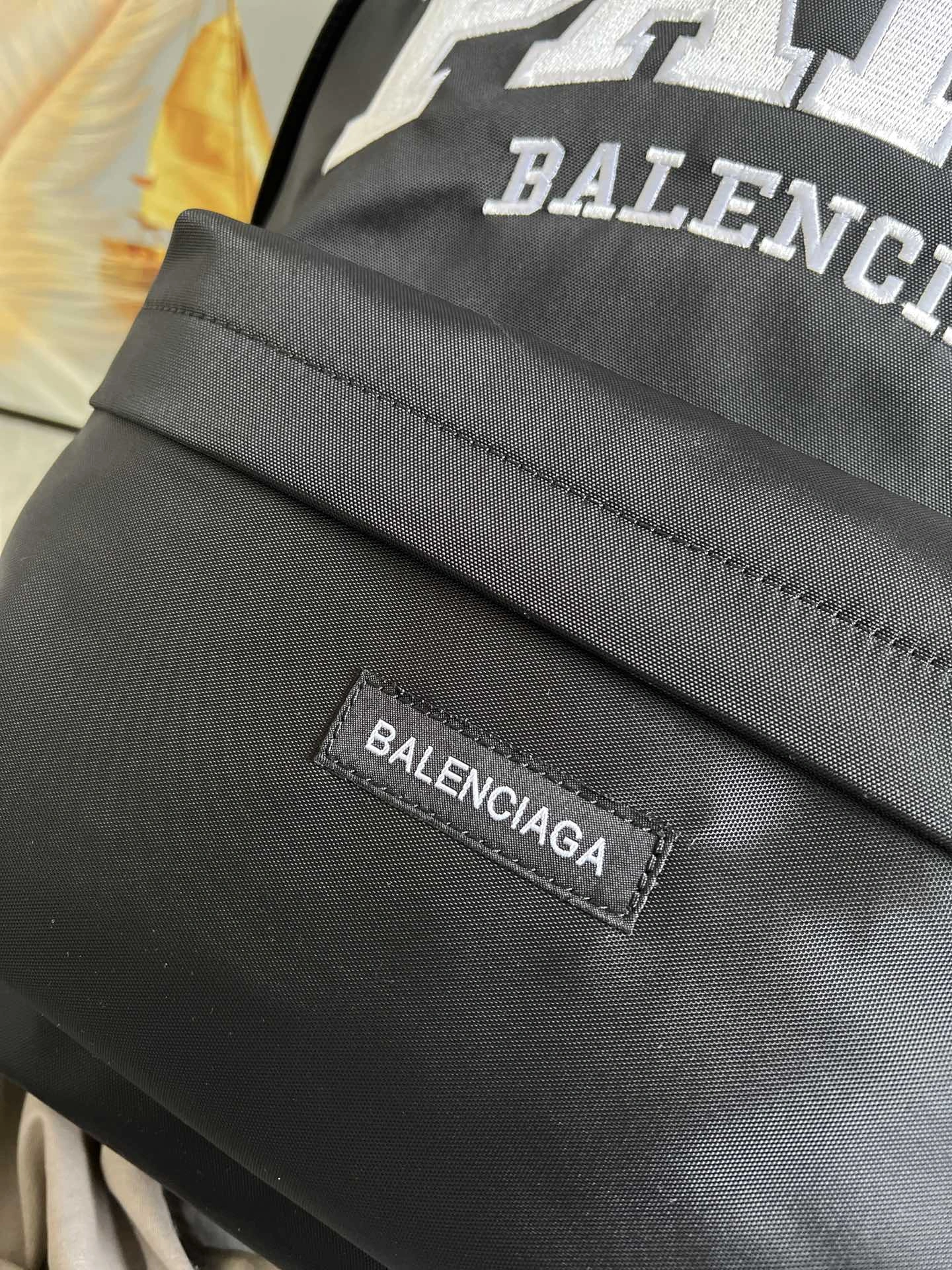 Balenciaga  High-End Unisex Shoulder Backpack SunProtective 61066