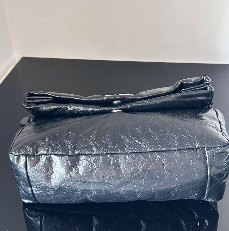 ZeroBulk Balenciaga Monaco  Calfskin Trumpet Bag Series 69945