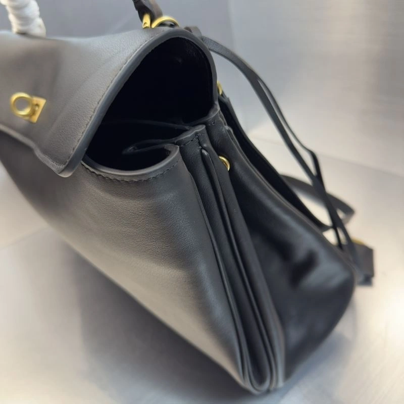 Balenciaga Multi-Size Mini to Large Fashion Tote Bag SunProtective 69972