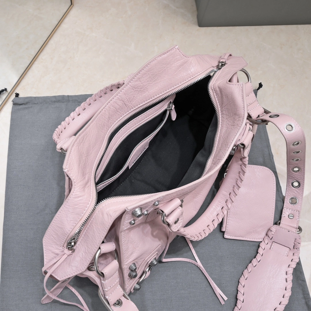 Vibrant Balenciaga NEO CAGOLE Vintage Cracked Lambskin Handbag 60965