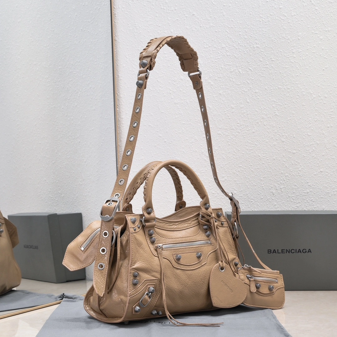 Sustainable Balenciaga NEO CAGOLE Vintage Leather Motorcycle Bag with Accessories 60967