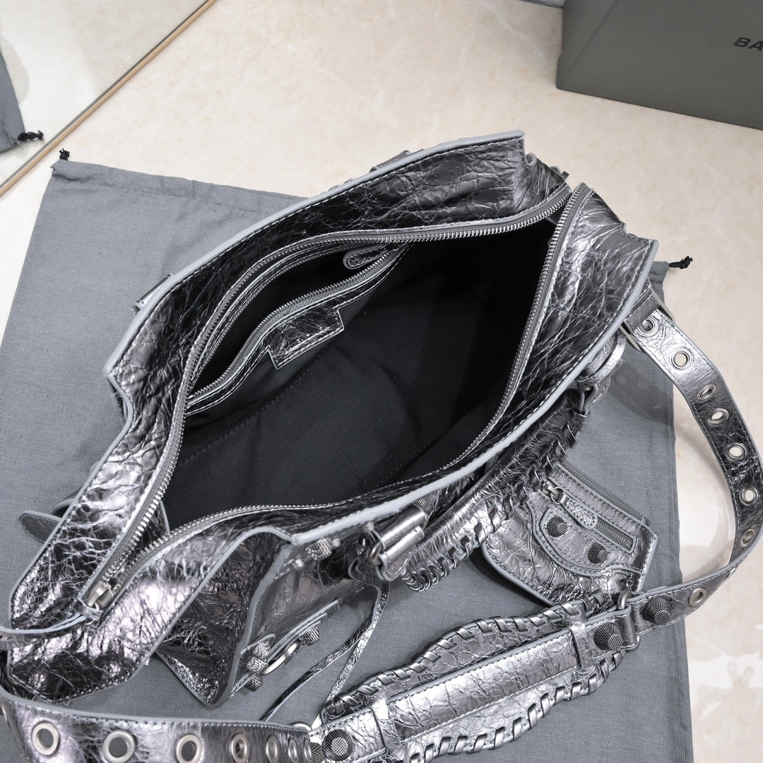 TechFriendly Balenciaga NEO CAGOLE Vintage Leather Trapezoid Bag with Accessories 60958