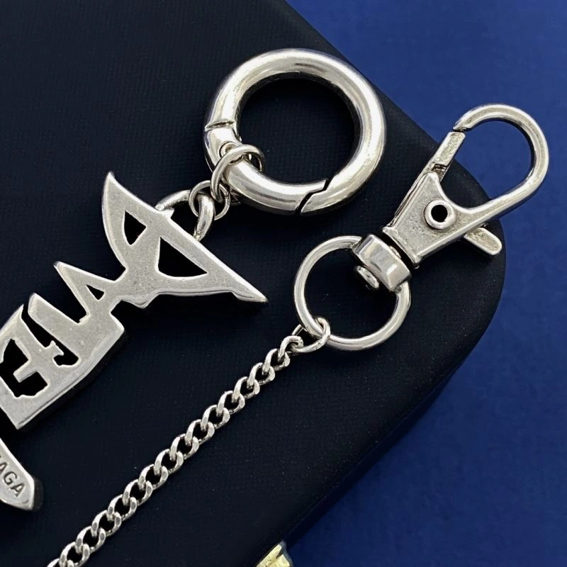 EyeCatching Balenciaga Necklaces 215706