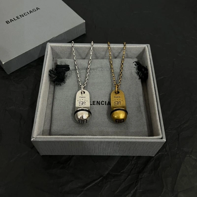Reliable Balenciaga Necklaces 215720