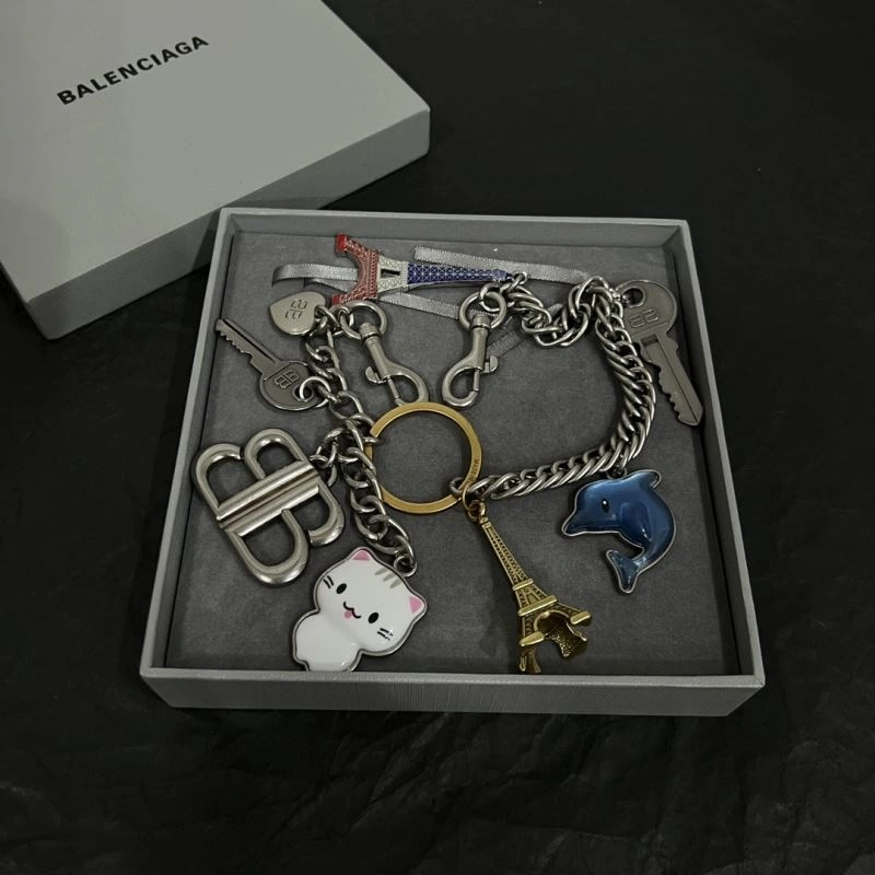 Balenciaga Necklaces Affordable 215668