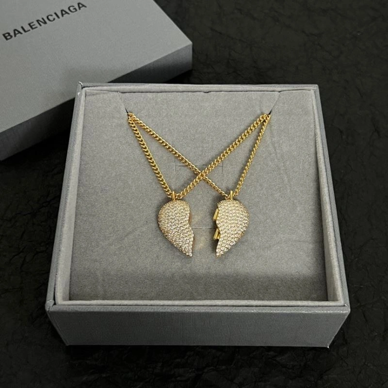 SoftTouch Balenciaga Necklaces 215639