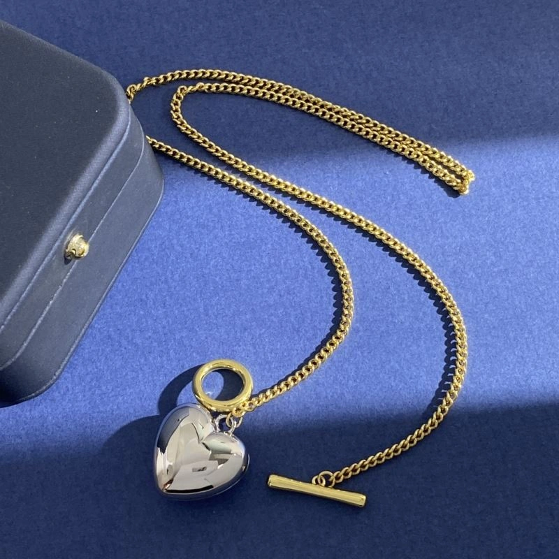Balenciaga Necklaces WrinkleFree 215617