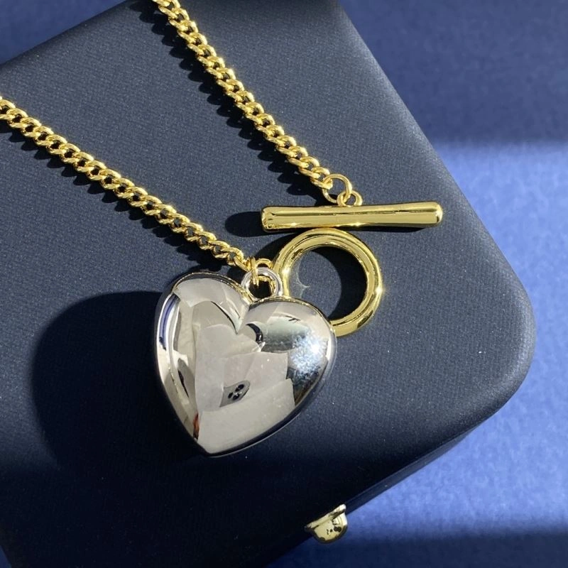 Balenciaga Necklaces WrinkleFree 215617