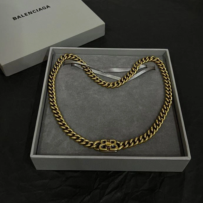 Balenciaga Necklaces Trendsetting 215559
