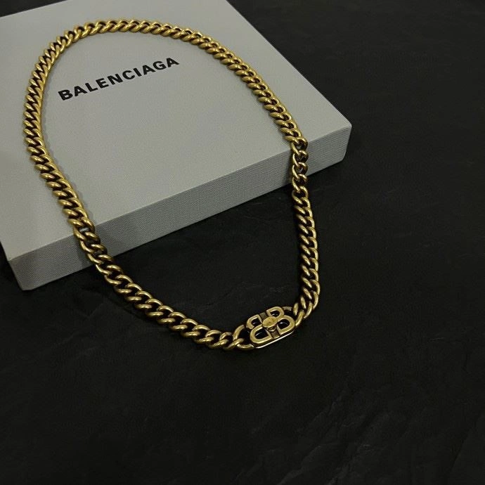 Balenciaga Necklaces Trendsetting 215559