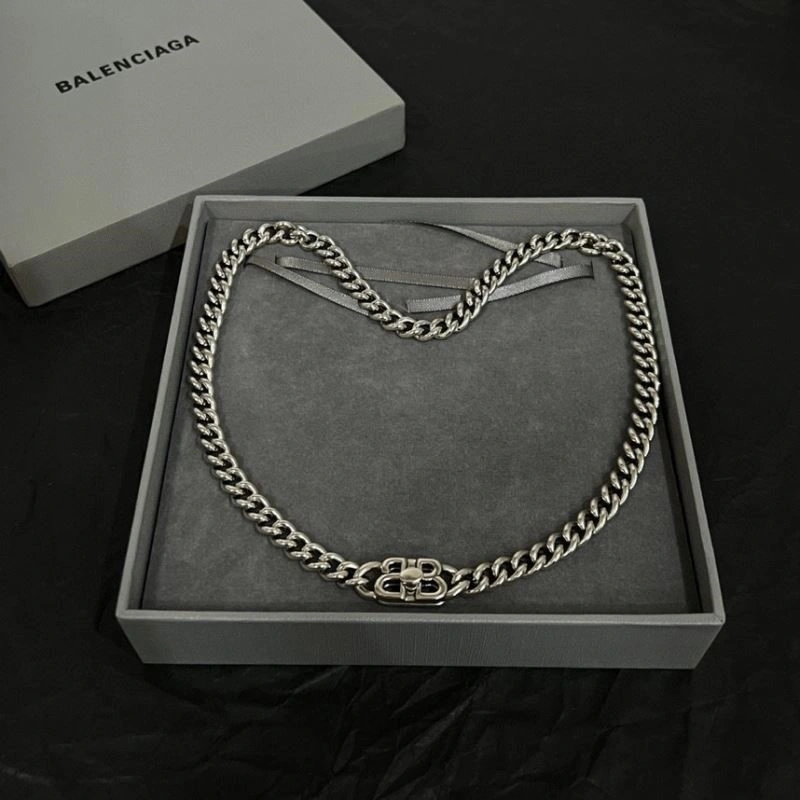 Balenciaga Necklaces Stylish 215562