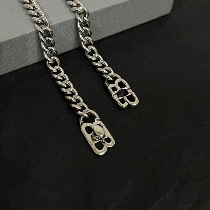 Balenciaga Necklaces Stylish 215562