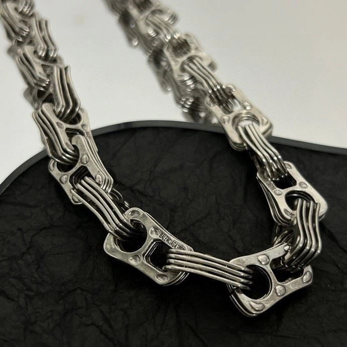 Balenciaga Necklaces Sophisticated 215556