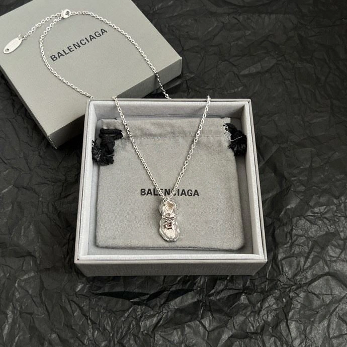 Balenciaga Necklaces GoAnywhere 215570