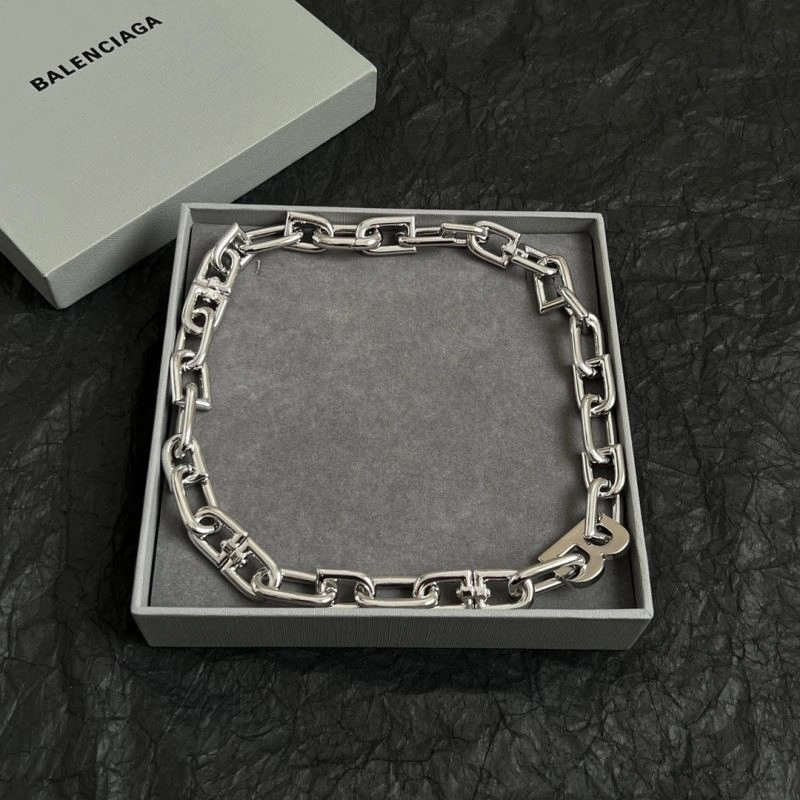 Trendy Balenciaga Necklaces 215511