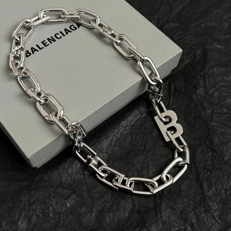 Trendy Balenciaga Necklaces 215511