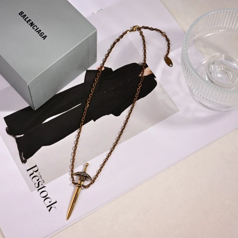 OnTrend Balenciaga Necklaces 215456