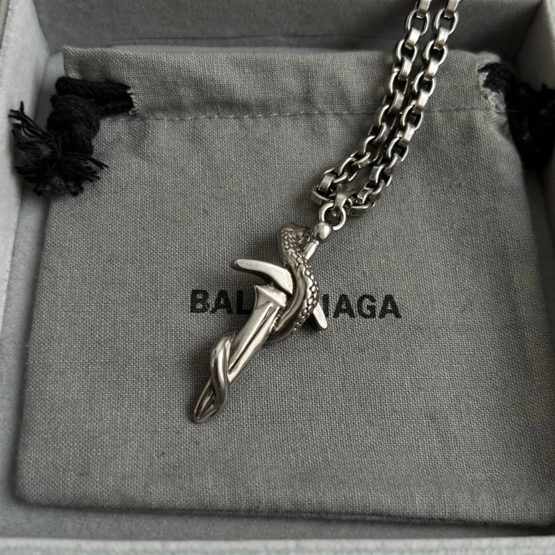 Versatile Balenciaga Necklaces 215440