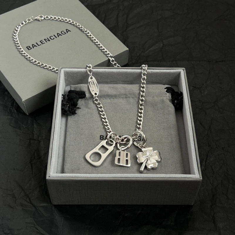 Balenciaga Necklaces Trendy 215435