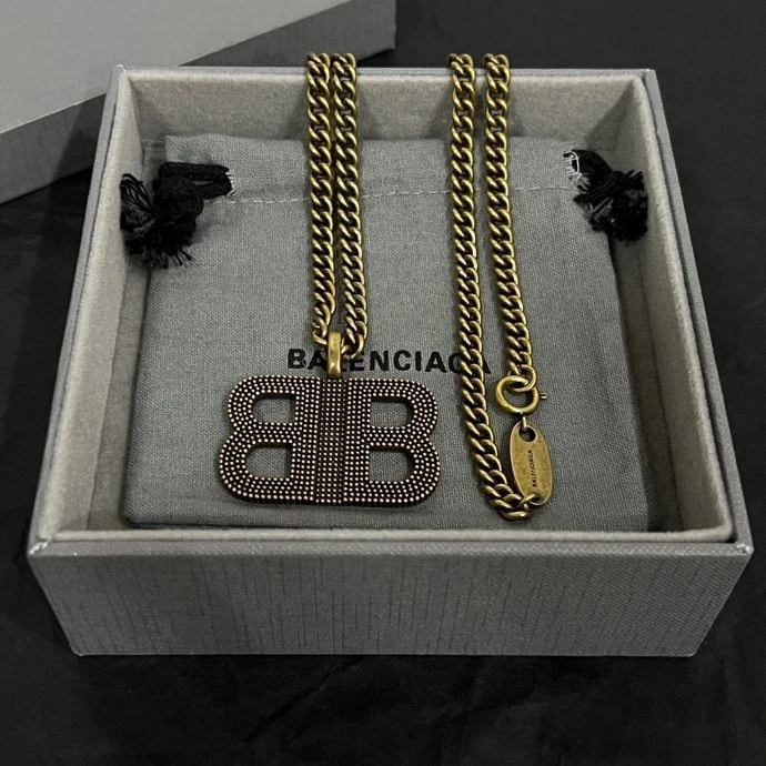 Unique Balenciaga Necklaces 215437