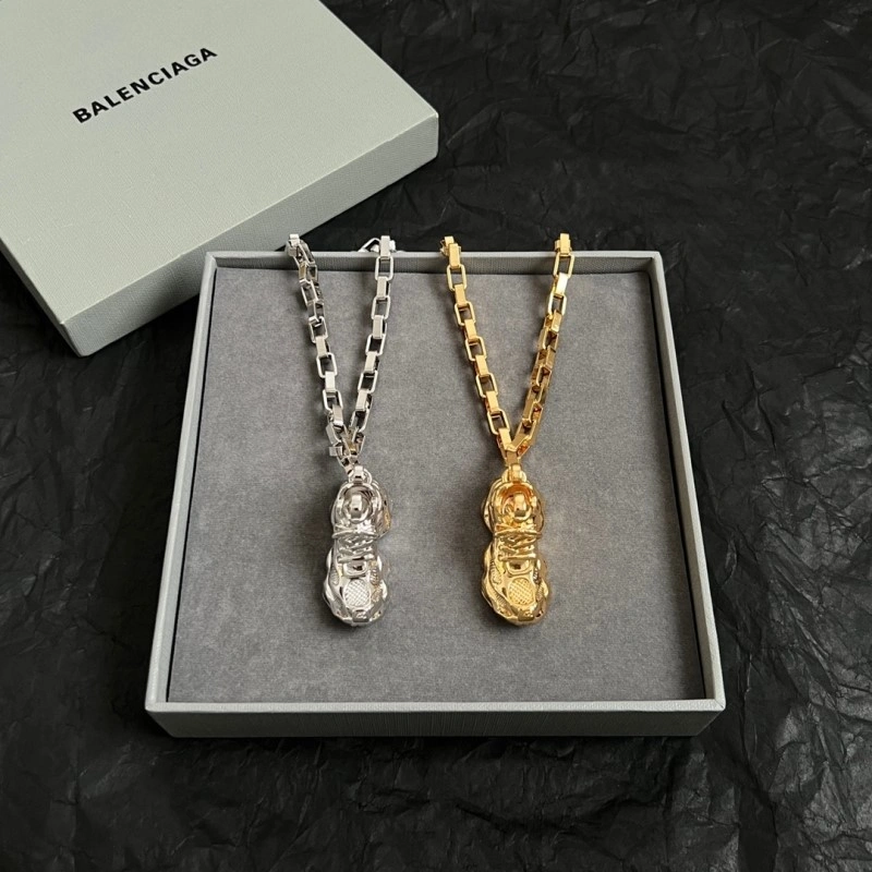 UrbanStyle Balenciaga Necklaces 215420