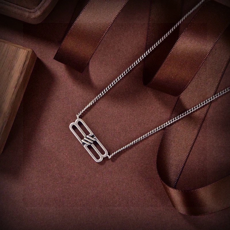 Balenciaga Necklaces Elegant 215418