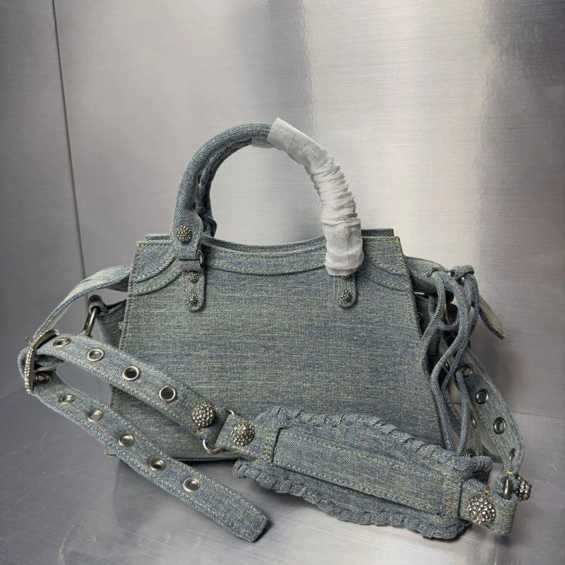 Effortless Balenciaga Neo Cagole Distressed Denim Motorcycle Bag 72677