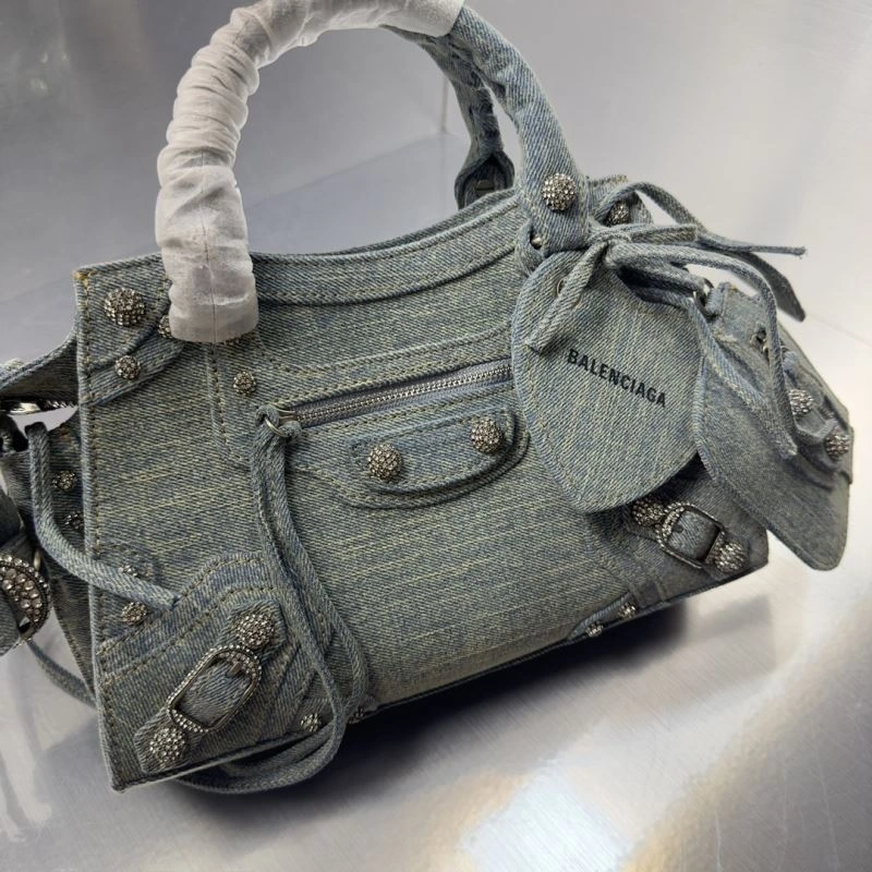 Effortless Balenciaga Neo Cagole Distressed Denim Motorcycle Bag 72677