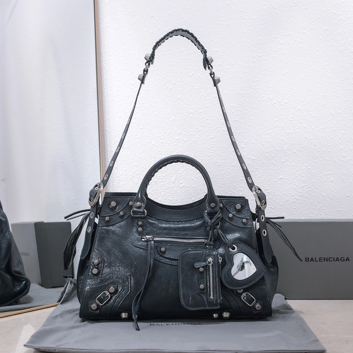 Reliable Balenciaga Neo Cagole Gray Lambskin Motorcycle Bag 60946