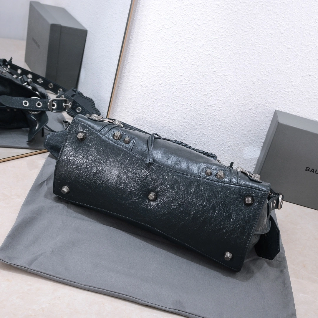 Reliable Balenciaga Neo Cagole Gray Lambskin Motorcycle Bag 60946