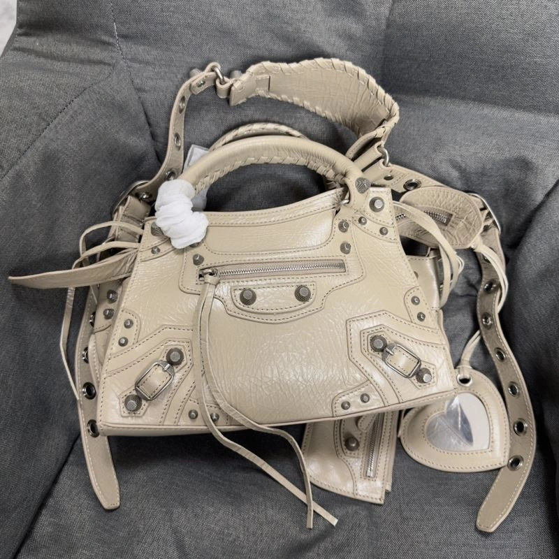 Balenciaga Neo Cagole Heart Mirror Milk Tea Bag -  Must-Have EasyMatch 78774