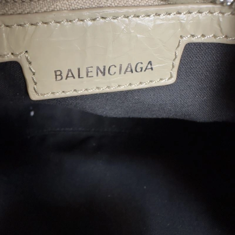 Balenciaga Neo Cagole Heart Mirror Milk Tea Bag -  Must-Have EasyMatch 78774