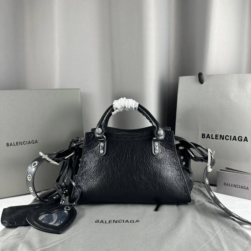 Balenciaga Neo Cagole Heart Mirror Motorcycle Bag in Black Crackle ModernLook 78784