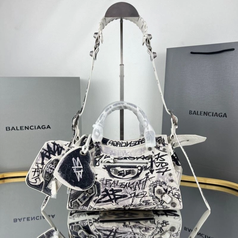 Balenciaga Neo Cagole Heart Mirror Motorcycle Bag Functional 78766