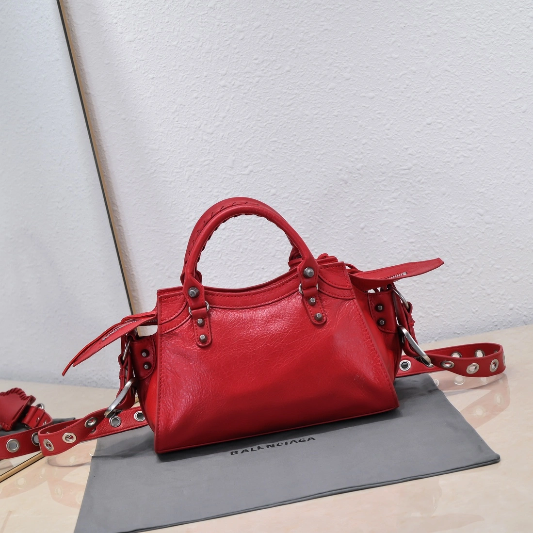 Balenciaga Neo Cagole Heart Mirror Red Lambskin Bag Soft 60969