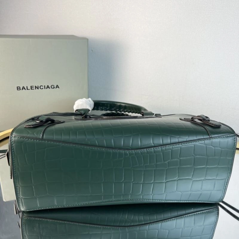 Balenciaga Neo  Motorcycle Bag - Luxury Versatility UrbanChic 78780