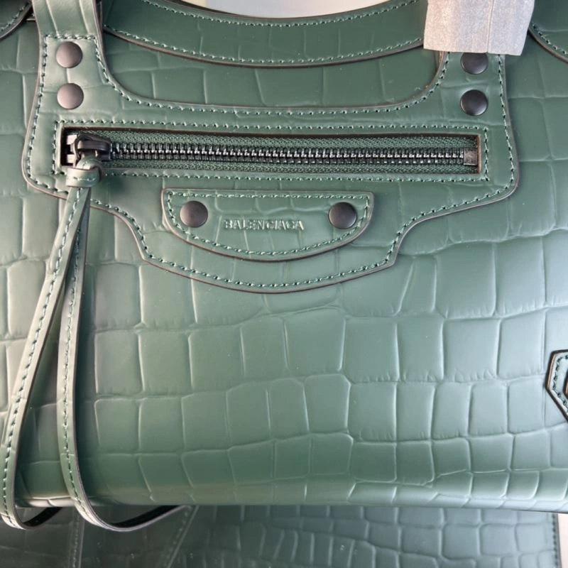 Balenciaga Neo  Motorcycle Bag - Luxury Versatility UrbanChic 78780