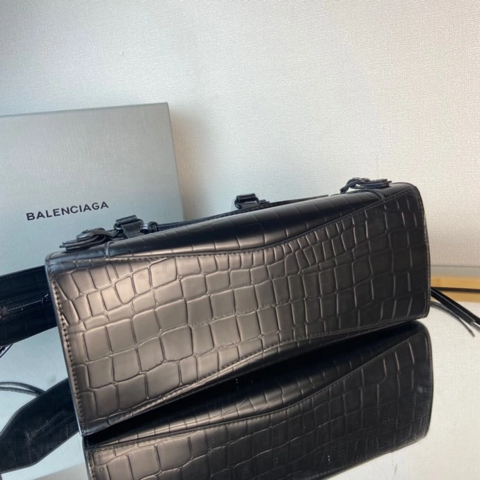 Balenciaga Neo  Trapezoidal Motorcycle Bag Trendsetting 75364